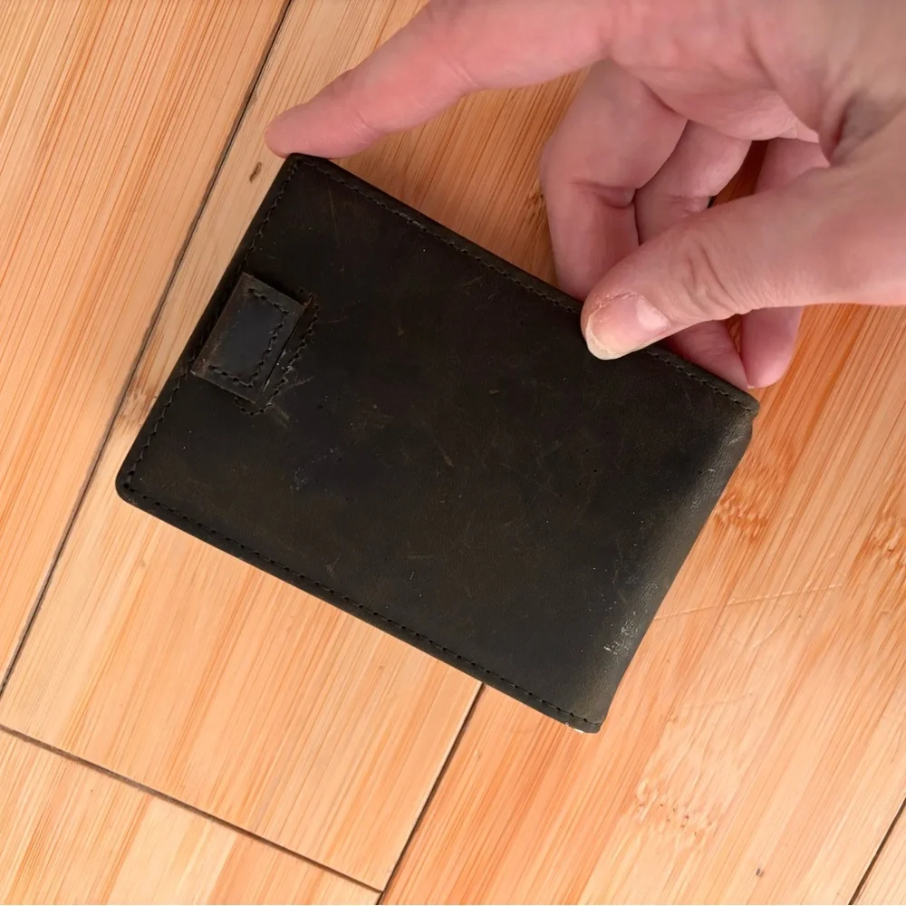 Apollo Leather Wallet with Money Clip - Picture 6 of 7